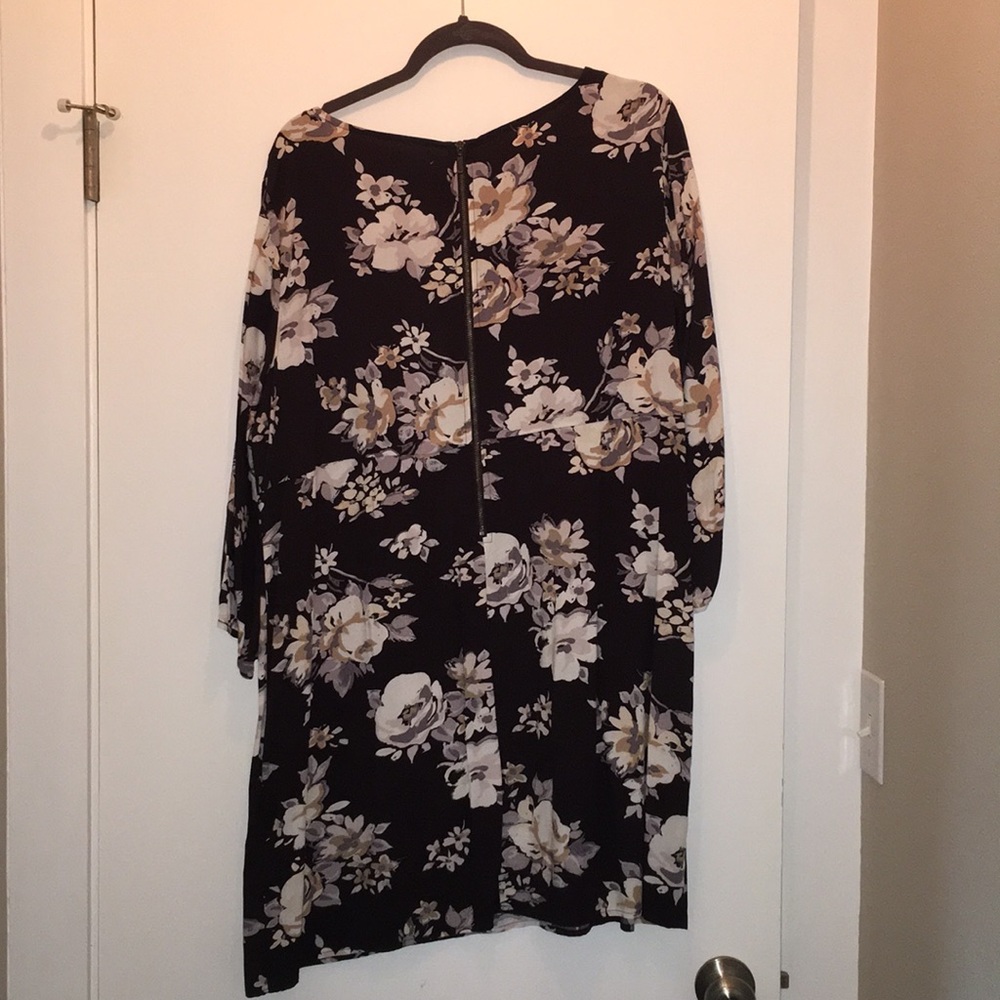 Old Navy Zipper back dress